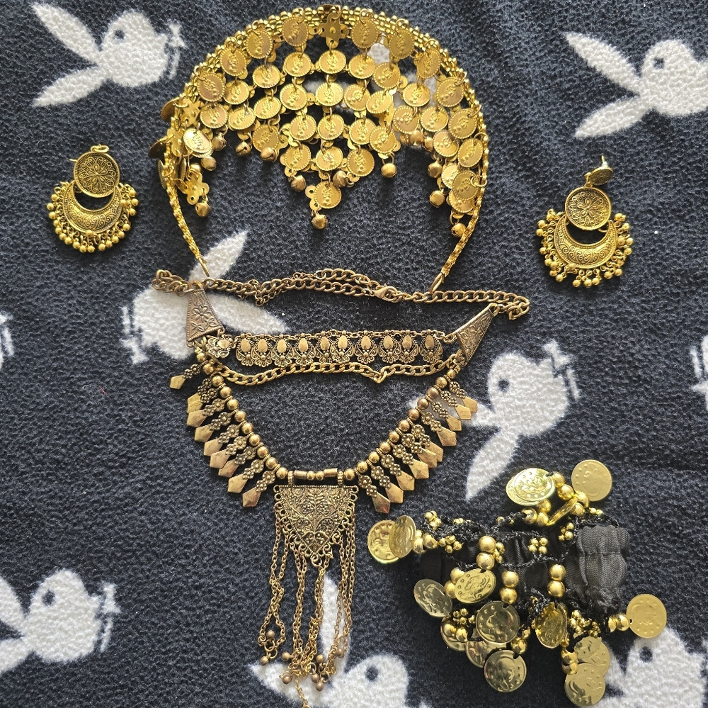 Gold Coin Jewelry Set